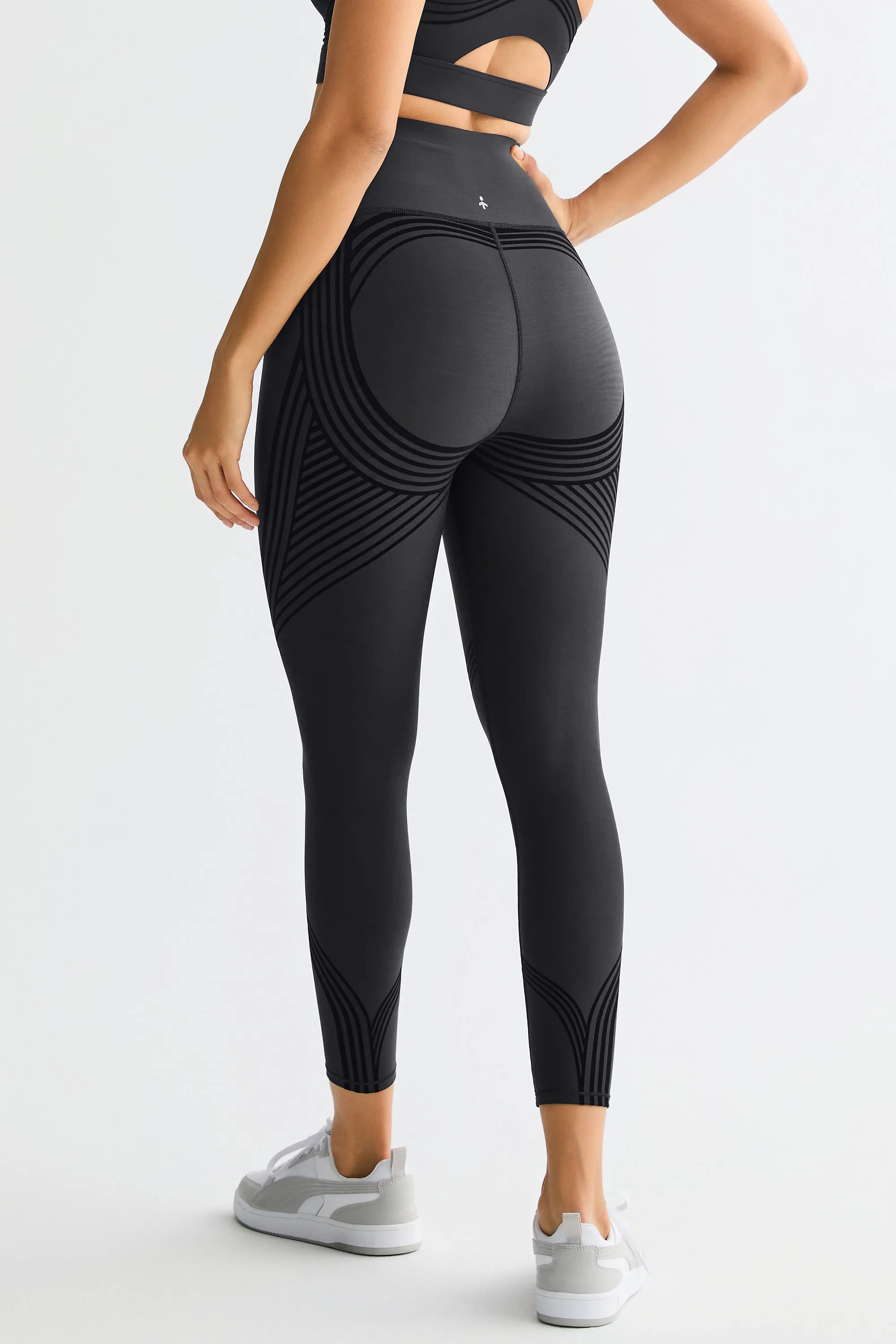 FlexSeam™ High-Waisted Signature 7/8 Leggings – Official Site