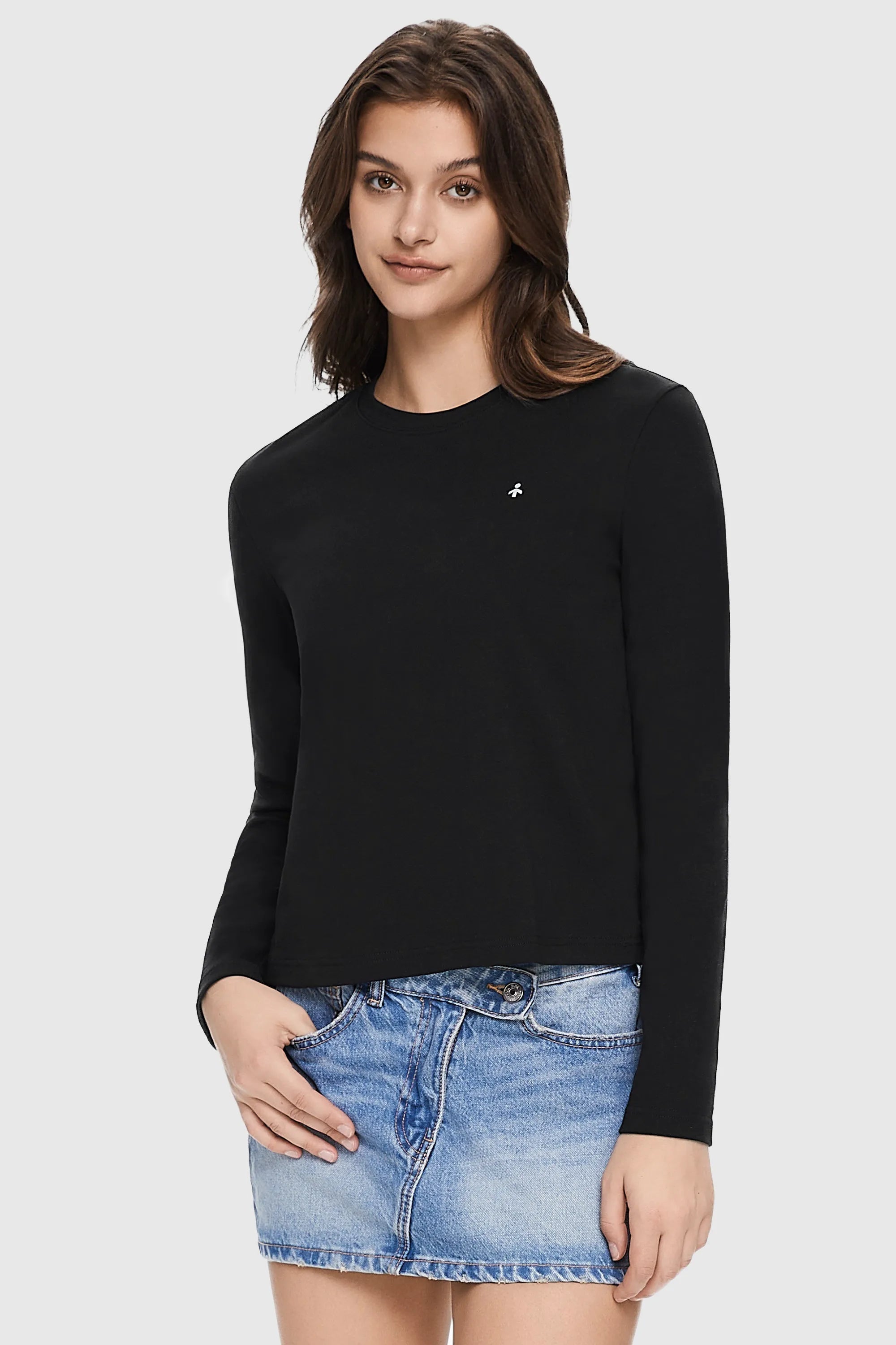Long Sleeve Crop T-Shirt