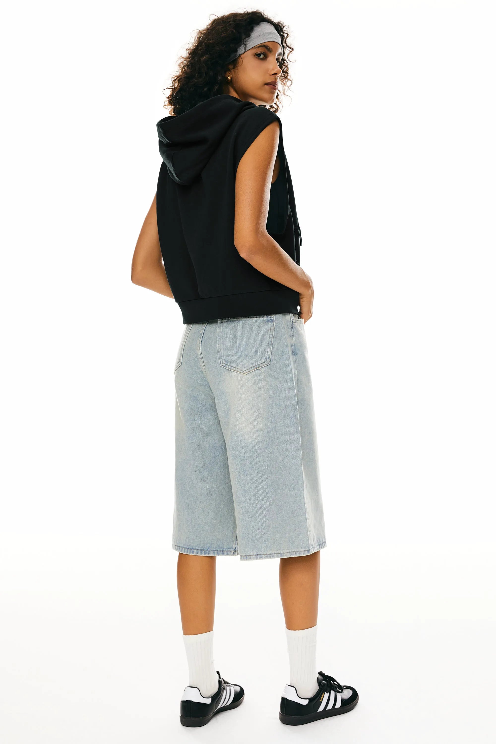 Zip-Up Sleeveless Hoodie